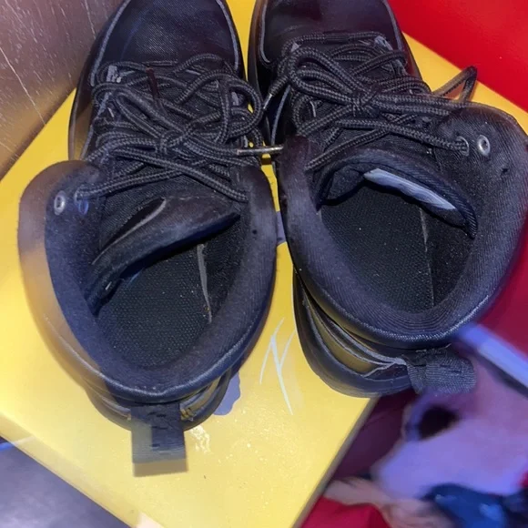 ACG Nike boots like new!!! - Picture 4 of 5